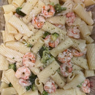 Half tray shrimp scampi